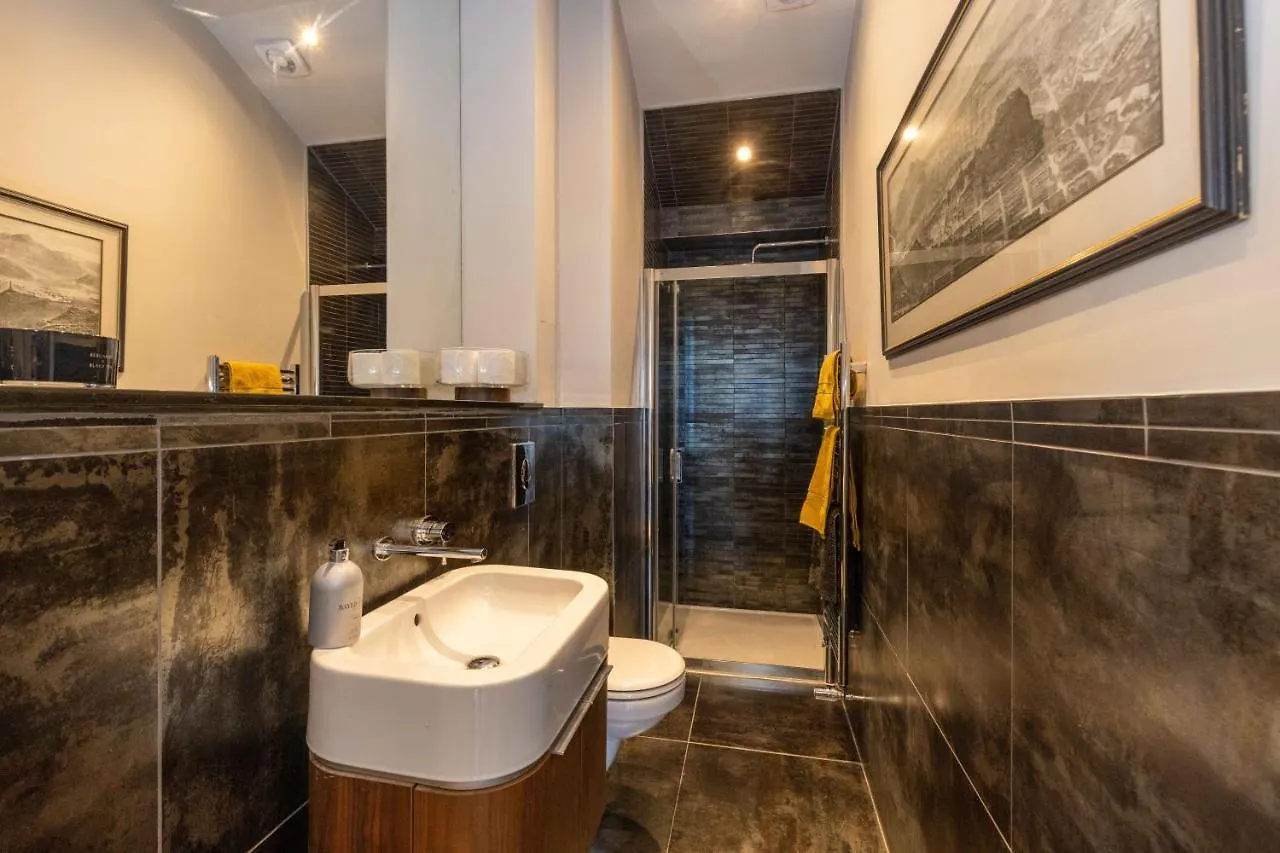 Joivy Beautiful Penthouse With Terrace & Jacuzzi Διαμέρισμα Εδιμβούργο