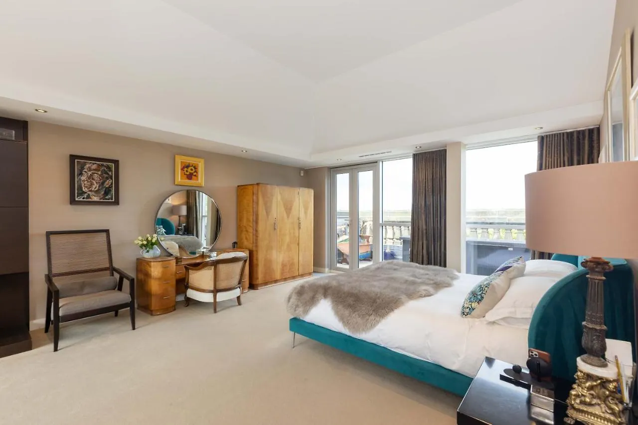 Ferienwohnung Joivy Beautiful Penthouse With Terrace & Jacuzzi Edinburgh Apartment